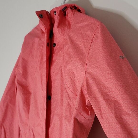 Columbia medium hooded pink water and wind resistant jacket - Picture 4 of 7